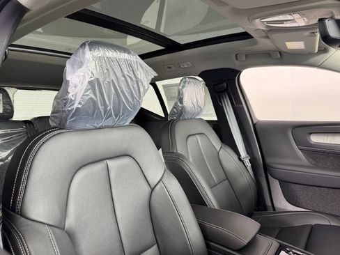New 2026 Volvo XC40 B5 Plus w/ Protection Package Premier AWD/4WD image 7