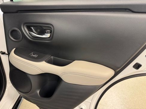 New 2026 Honda HR-V EX-L image 22