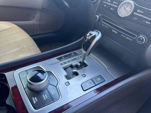 Used 2012 Hyundai Equus Signature image 16