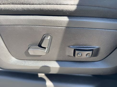 Used 2025 RAM 2500 Big Horn image 10