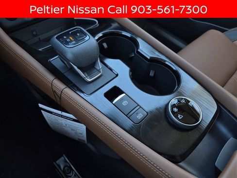 New 2026 Nissan Rogue Platinum w/ Tech Package AWD/4WD image 25