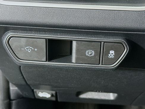 Used 2025 Kia K4 LXS image 17