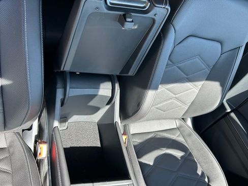 New 2026 Volkswagen Atlas SE image 38