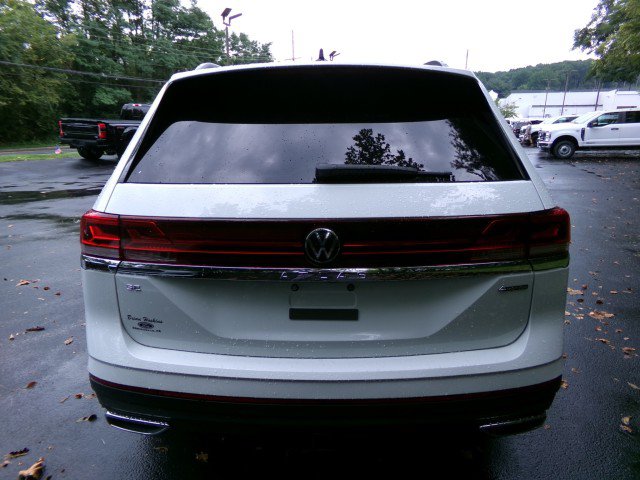 Used 2024 Volkswagen Atlas SE AWD/4WD image 8