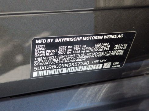 Used 2022 BMW X5 xDrive40i w/ Premium Package AWD/4WD image 35
