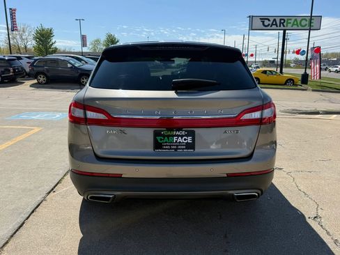 Used 2016 Lincoln MKX Reserve w/ Climate Package AWD/4WD image 11