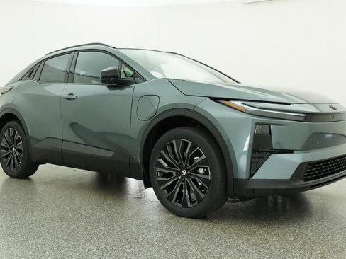 New 2026 Toyota C-HR AWD/4WD image 29