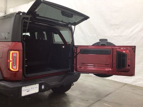 New 2025 Ford Bronco Badlands image 34