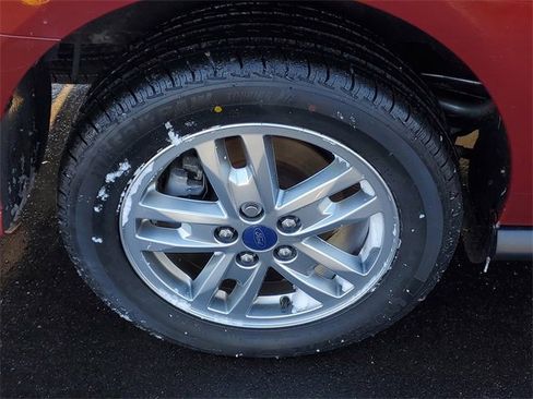 Certified 2020 Ford Transit Connect XLT w/ XLT Premium Package image 5