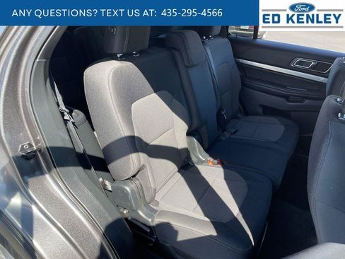 Used 2018 Ford Explorer XLT w/ Equipment Group 201A AWD/4WD image 29