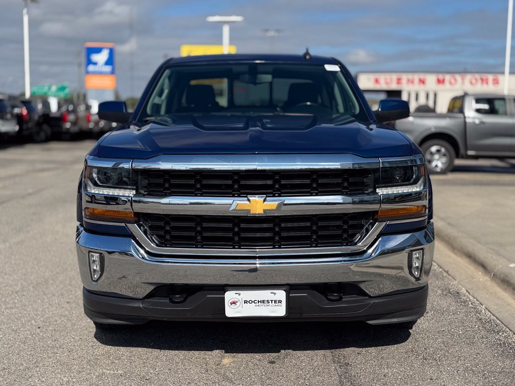 Used 2018 Chevrolet Silverado 1500 LT w/ All Star Edition AWD/4WD image 37