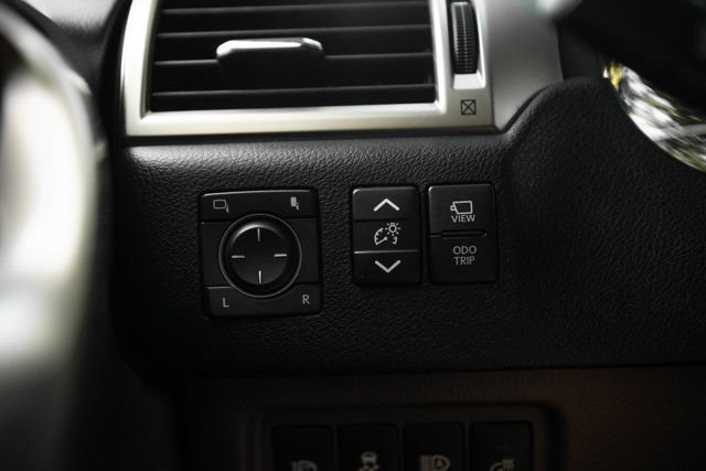 Used 2020 Lexus GX 460 Luxury w/ Luxury Sport Package AWD/4WD image 39