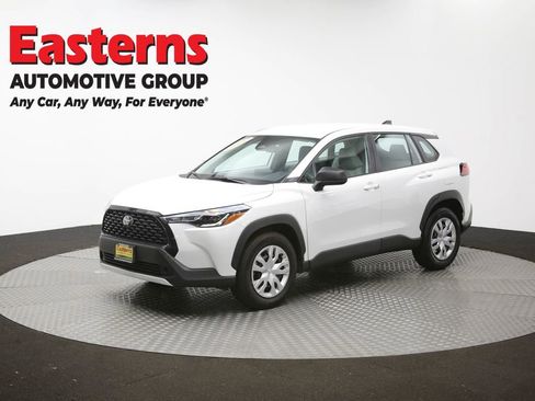 Used 2024 Toyota Corolla Cross L AWD/4WD image 55