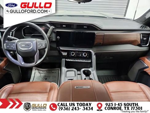 Used 2025 GMC Sierra 2500 Denali Ultimate w/ Max Trailering Package image 12