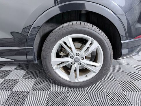 Used 2020 Audi Q3 2.0T Premium w/ Convenience Package image 31