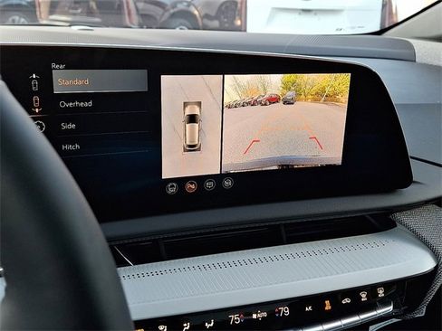 Certified 2025 Cadillac Optiq Sport 1 w/ LPO, ONYX Package image 19