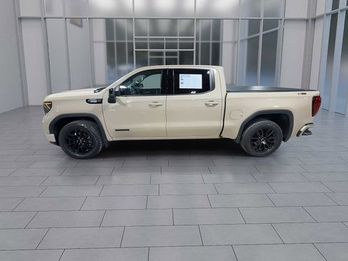 Used 2022 GMC Sierra 1500 Elevation w/ Preferred Package image 5