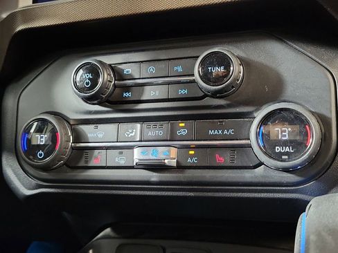 Used 2023 Ford Bronco Outer Banks AWD/4WD image 21