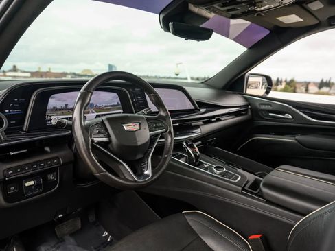 Used 2021 Cadillac Escalade ESV Sport w/ Driver Assist Tech Package AWD/4WD image 22