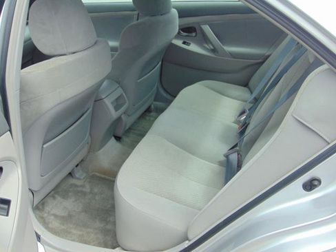 Used 2008 Toyota Camry LE FWD image 9