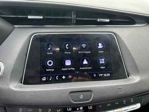 Used 2019 Cadillac XT4 Premium Luxury w/ Cold Weather Package FWD image 15