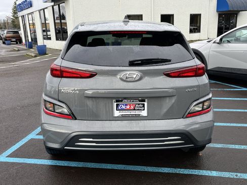Certified 2023 Hyundai Kona SE image 4