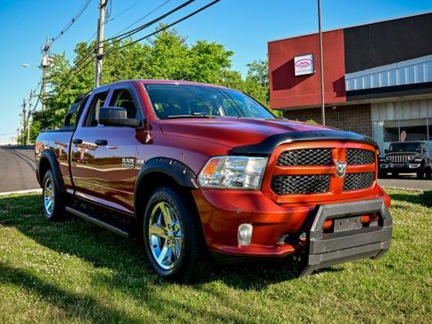 Used 2013 RAM 1500 Express AWD/4WD image 2