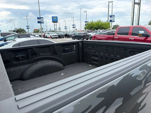 Used 2020 Ford F150 XLT w/ Equipment Group 302A Luxury AWD/4WD image 9