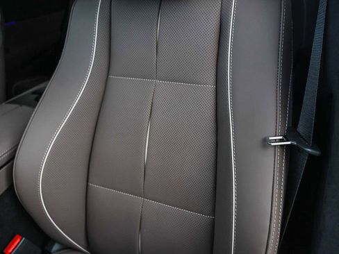 New 2026 Mercedes-Benz GLS 580 4MATIC image 25