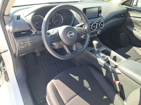 Used 2025 Nissan Sentra S image 12