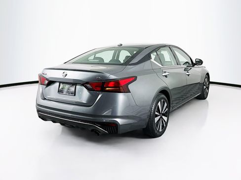 Used 2020 Nissan Altima 2.5 SL FWD image 9