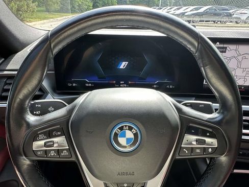 Certified 2023 BMW i4 eDrive35 RWD image 30