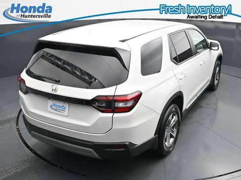 Used 2025 Honda Pilot EX-L image 22