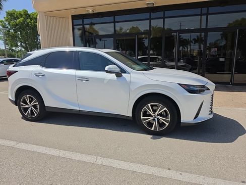 Used 2023 Lexus RX 350 Premium w/ Cold Area Package FWD image 4