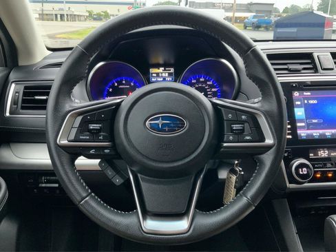 Used 2019 Subaru Outback 2.5i Premium AWD/4WD image 16