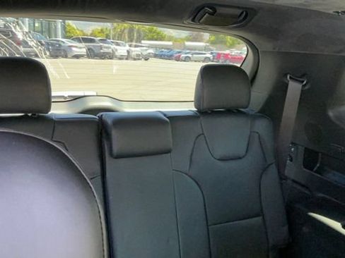 Certified 2025 Kia Telluride SX Prestige X-Line AWD/4WD image 32