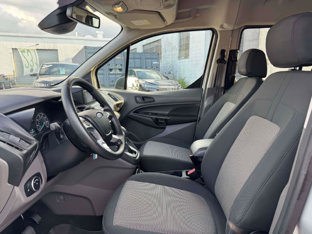Used 2022 Ford Transit Connect XL FWD image 16