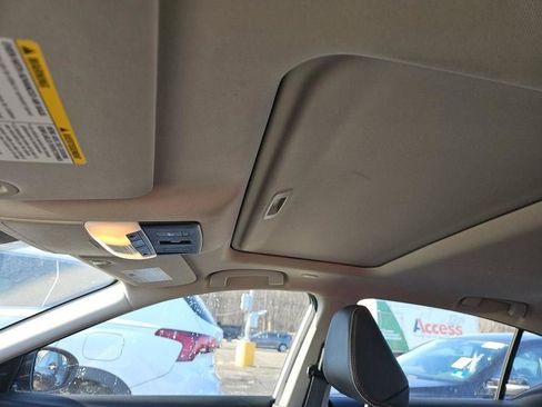 Used 2024 Nissan Altima 2.0 SR image 25