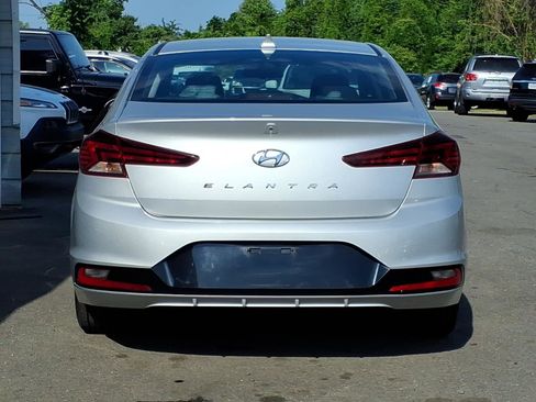 Used 2019 Hyundai Elantra SEL w/ Cargo Package FWD image 4