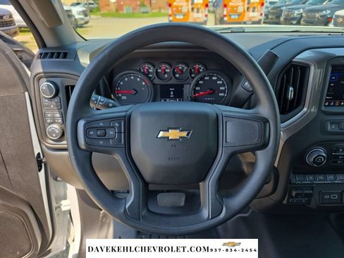 Used 2025 Chevrolet Silverado 2500 Custom w/ Custom Value Package AWD/4WD image 10