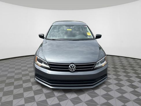 Used 2016 Volkswagen Jetta S FWD image 3