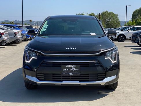 New 2026 Kia Niro EX FWD image 9