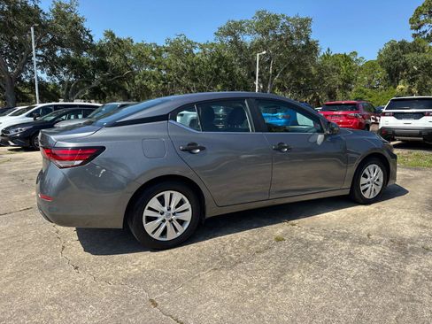 Used 2024 Nissan Sentra S FWD image 3