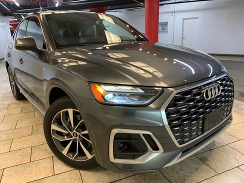 Used 2022 Audi Q5 2.0T Premium image 2