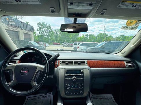 Used 2013 GMC Yukon SLT AWD/4WD image 16