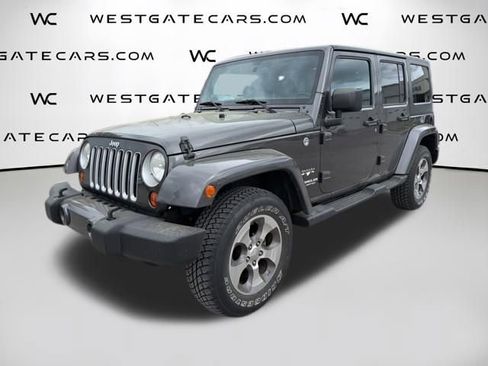Used 2017 Jeep Wrangler Unlimited Sahara w/ Connectivity Group image 1