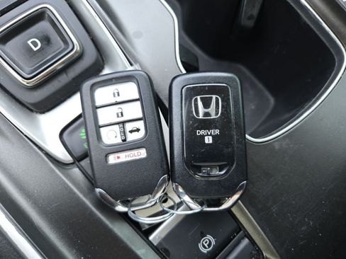 Used 2021 Honda Accord Touring image 35