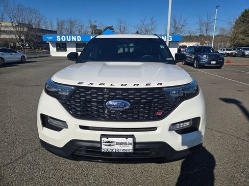 Used 2023 Ford Explorer ST w/ Equipment Group 401A image 2