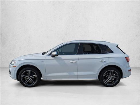 Used 2018 Audi SQ5 Premium Plus w/ Navigation Package AWD/4WD image 8