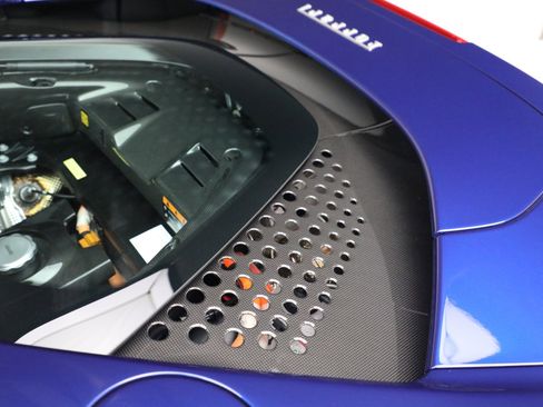 Certified 2022 Ferrari SF90 Spider image 38